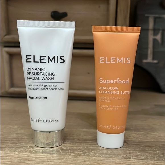 2 Elemis Superfood Aha Glow Cleansing Butter & Dynamic Resurfacing Facial Wash - Picture 1 of 7